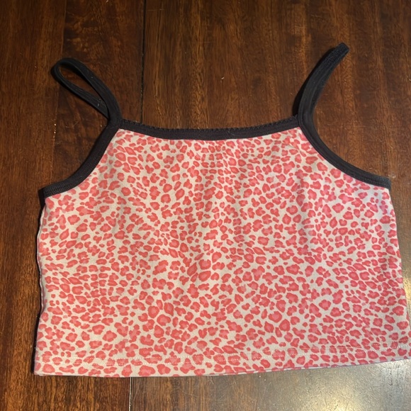 Brandy Melville pink leopard print tank top with a little bow on the top. - Picture 2 of 4
